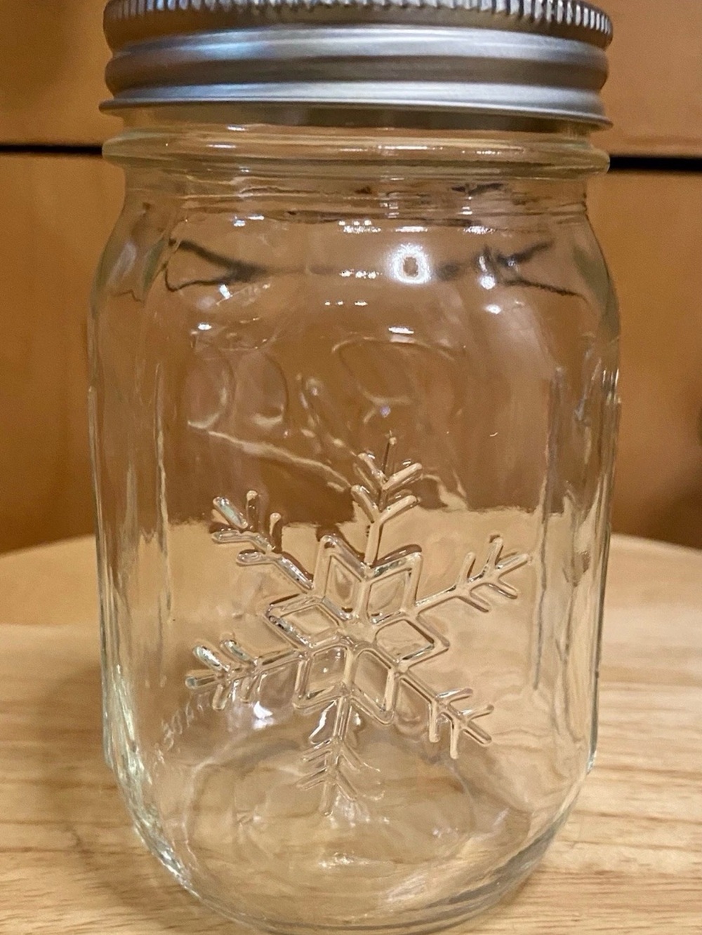 Clear Snowflake Mason Jar with Silver Lid - Holiday Decor- SET OF 5